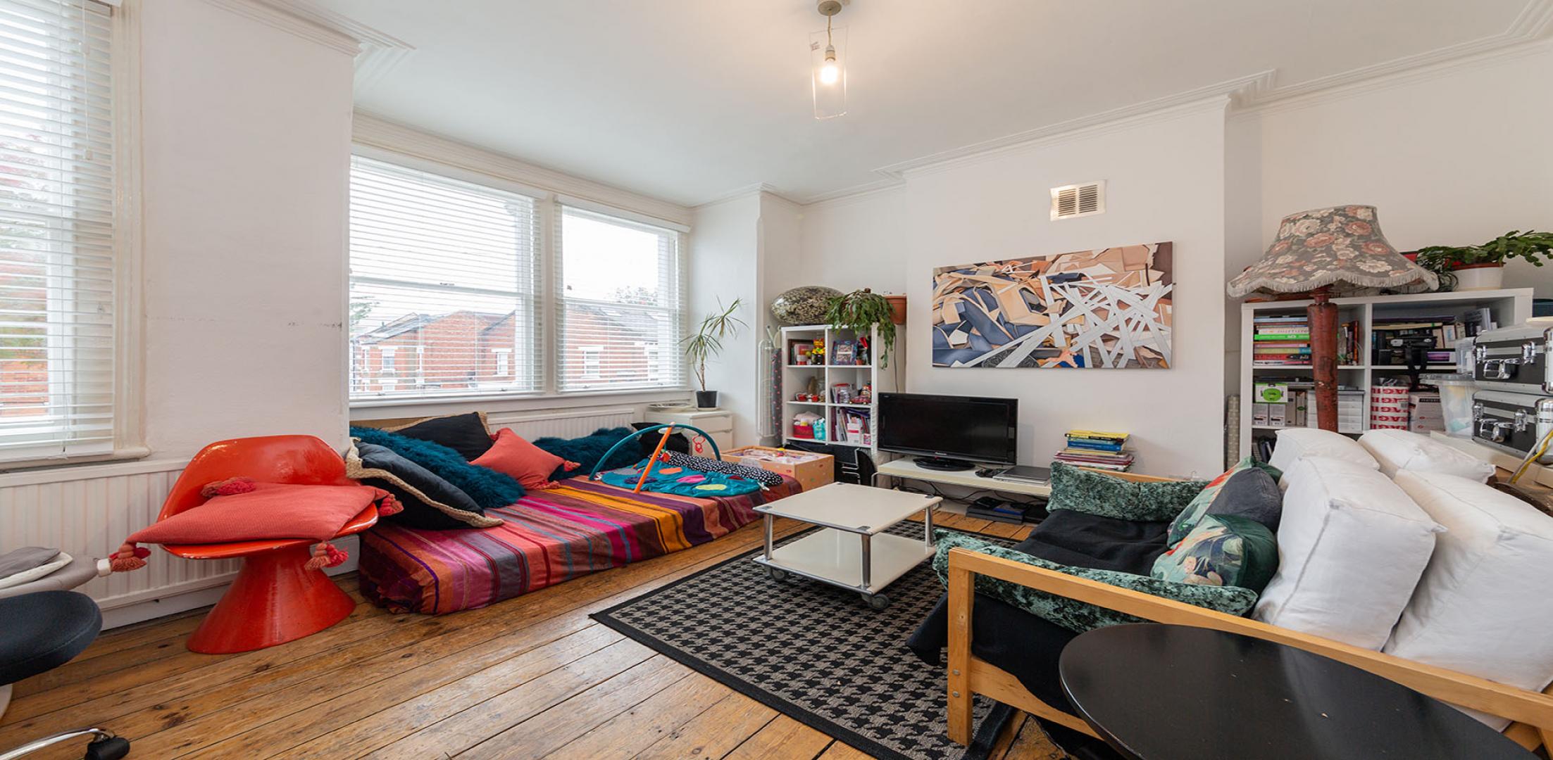 			2 Bedroom, 1 bath, 1 reception Flat			 Chapter Road, WILLESDEN GREEN